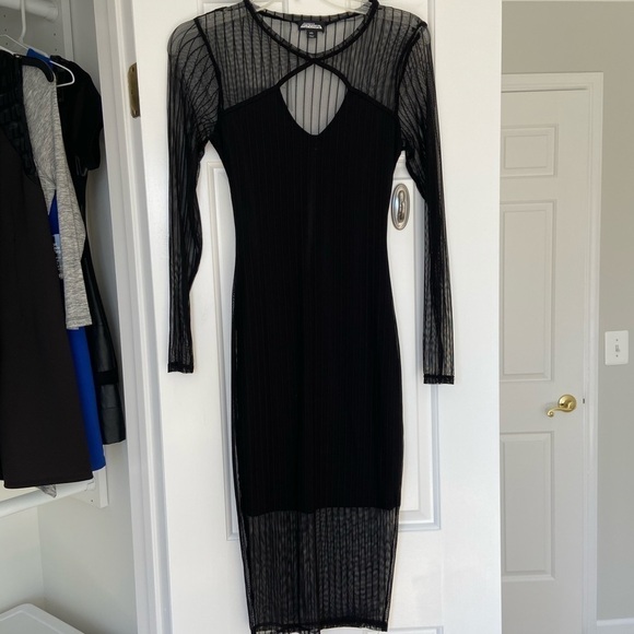 PROJECT RUNWAY Black Sheer Fitted Dress! NWOT Size XS - Picture 2 of 5